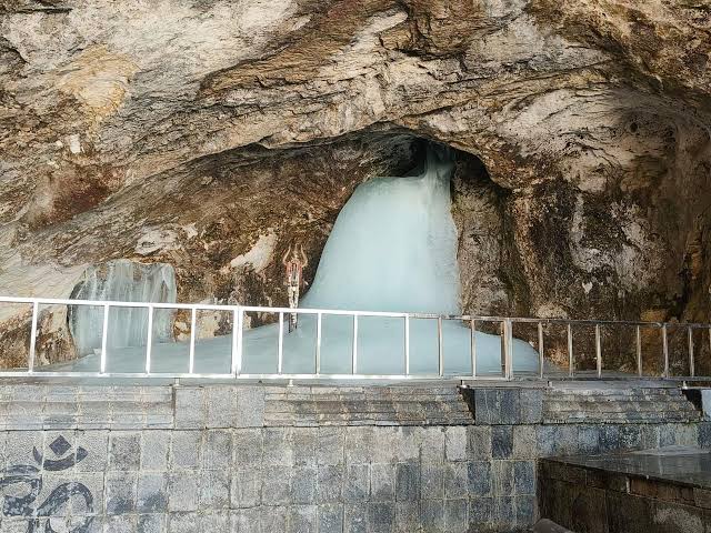 Amarnath Yatra Package 2027 (3 Nights / 4 Days)